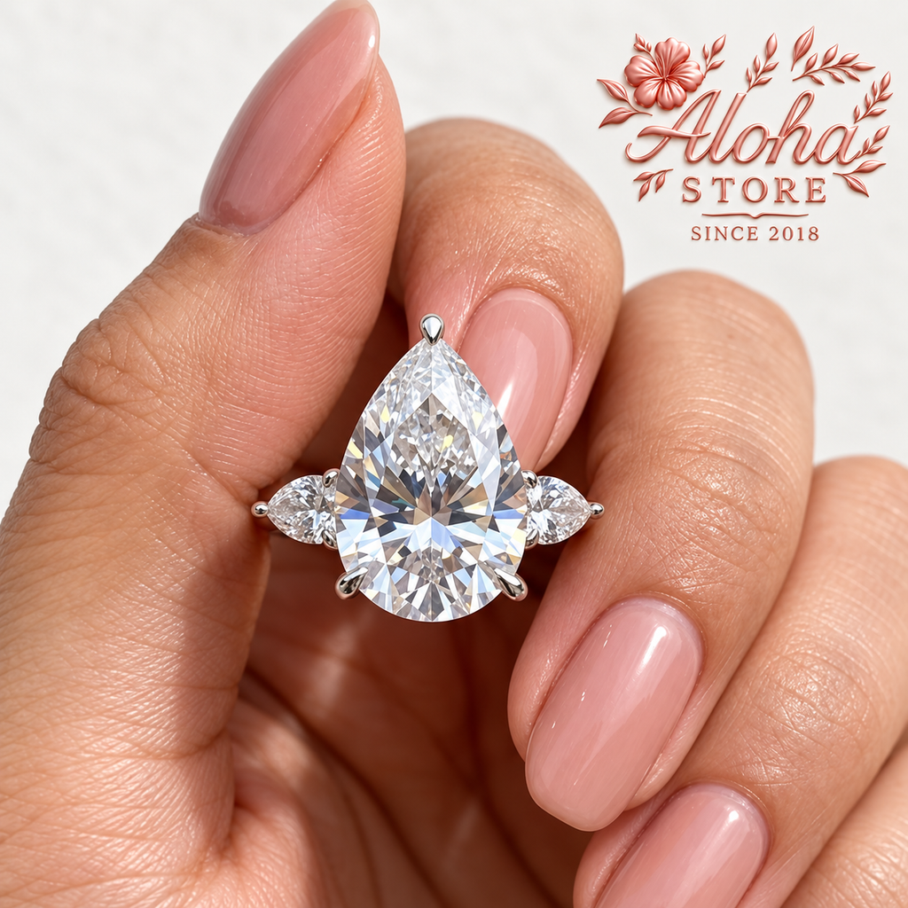Beautiful 13 ct Three-Stone Pear-Cut Moissanite Ring in 925 Sterling Silver L.